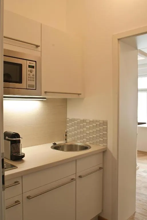 Helvetia Suites 杜塞尔多夫 0*,  德国