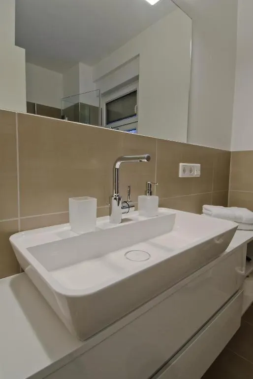 公寓 Helvetia Suites 杜塞尔多夫