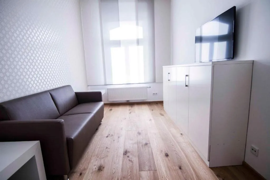 Helvetia Suites 杜塞尔多夫 0*,